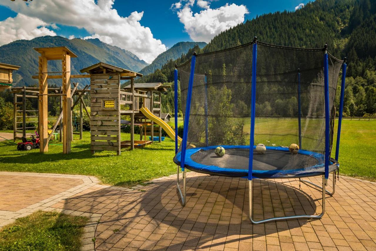 Bio-Bauernhof Obertrattenbachhof Neukirchen am Großvenediger Eksteriør billede